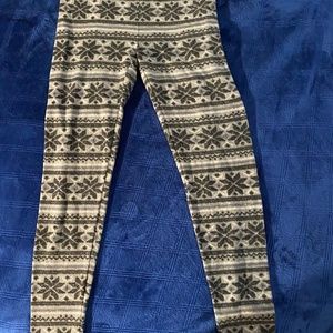 Size M soft PJ leggings